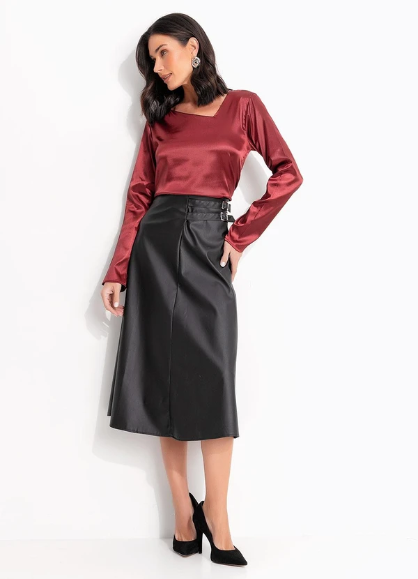 Quintess - Blusa Bordô em Tecido Acetinado 4