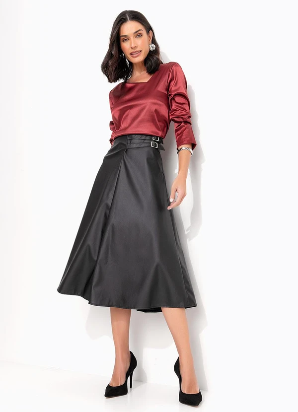 Quintess - Blusa Bordô em Tecido Acetinado 5