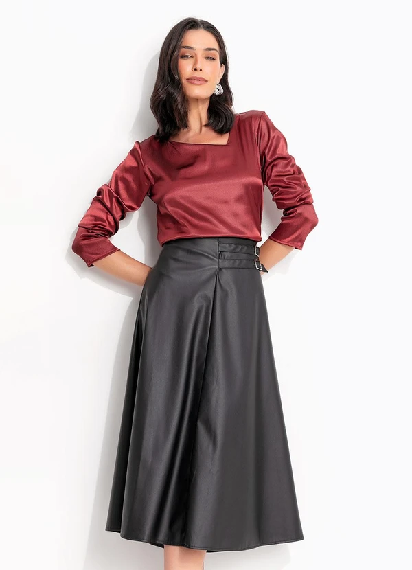 Quintess - Blusa Bordô em Tecido Acetinado 6