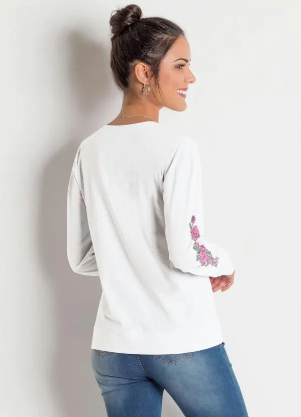 Moda Pop - Blusa Branca com Estampa nas Mangas 2