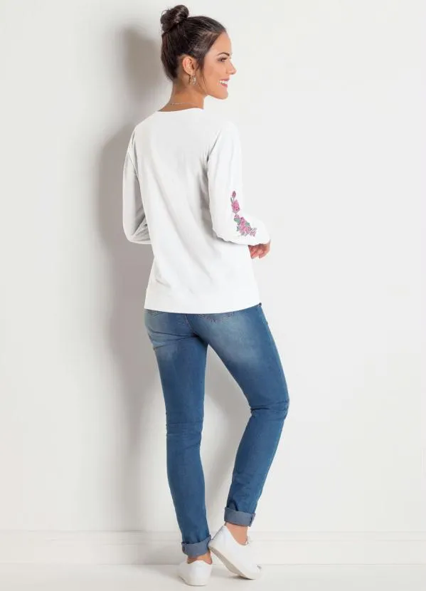 Moda Pop - Blusa Branca com Estampa nas Mangas 4