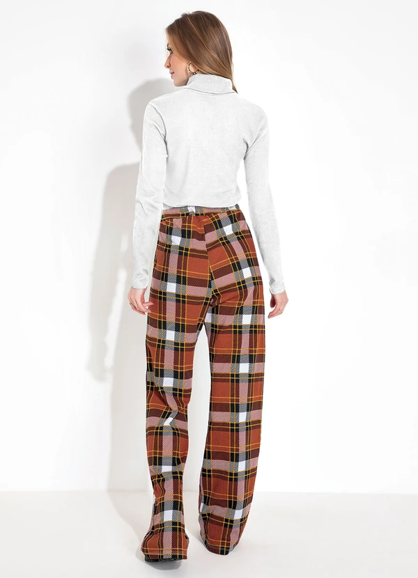 Moda Pop - Blusa Branca com Gola Alta e Manga Longa 4