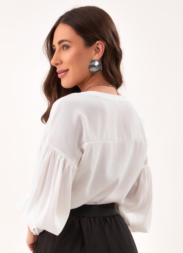 Quintess - Blusa Branco em Crepe Plano 2