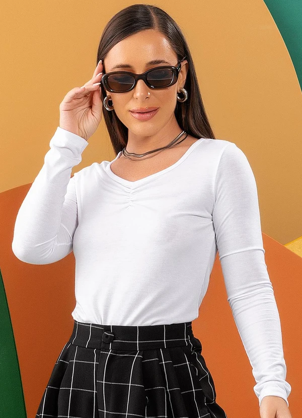 Quintess - Blusa Branco em Malha Flamê