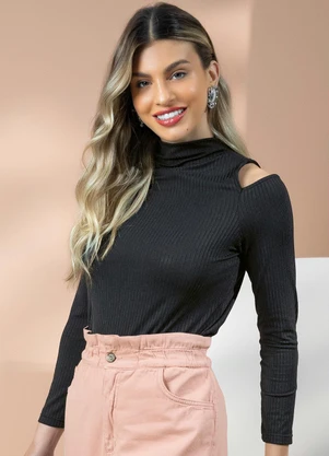 Quintess - Blusa Canelada Preto com Ombros Vazados - QUINTESS