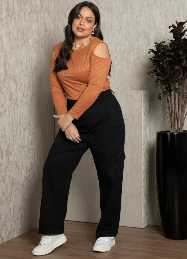 Quintess - Blusa Caramelo com Recortes nos Ombros 8