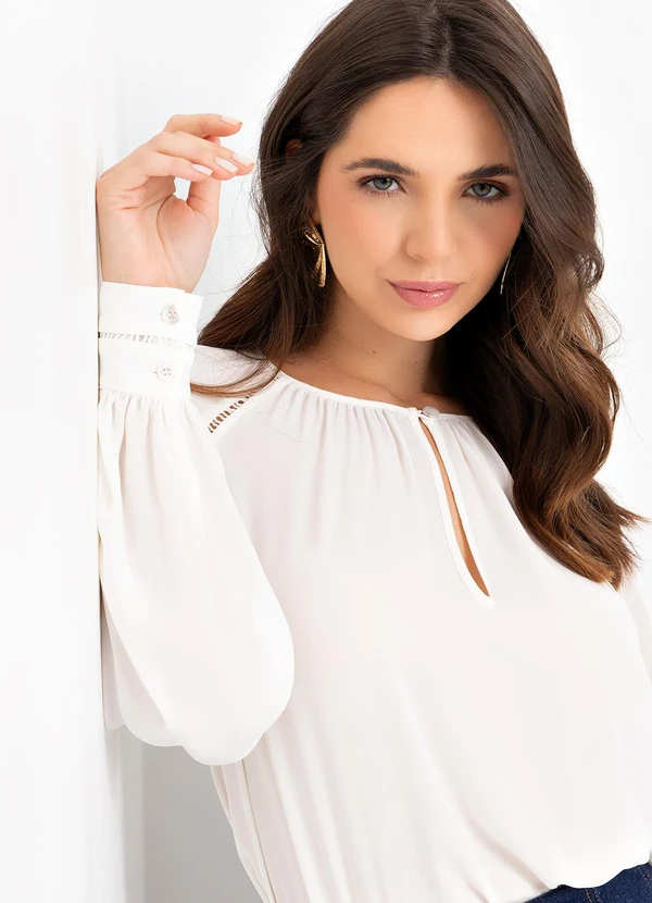 Mob - Blusa Chiffon M/L Detalhe Entremeio Bege 3
