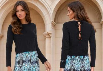 Blusa com Decote Costas com Transpasse Preta