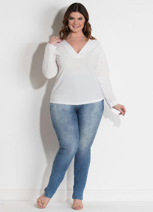 Quintess - Blusa com Decote V Quintess Off White 11