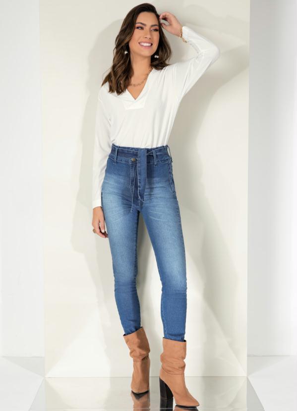 Quintess - Blusa com Decote V Quintess Off White 3