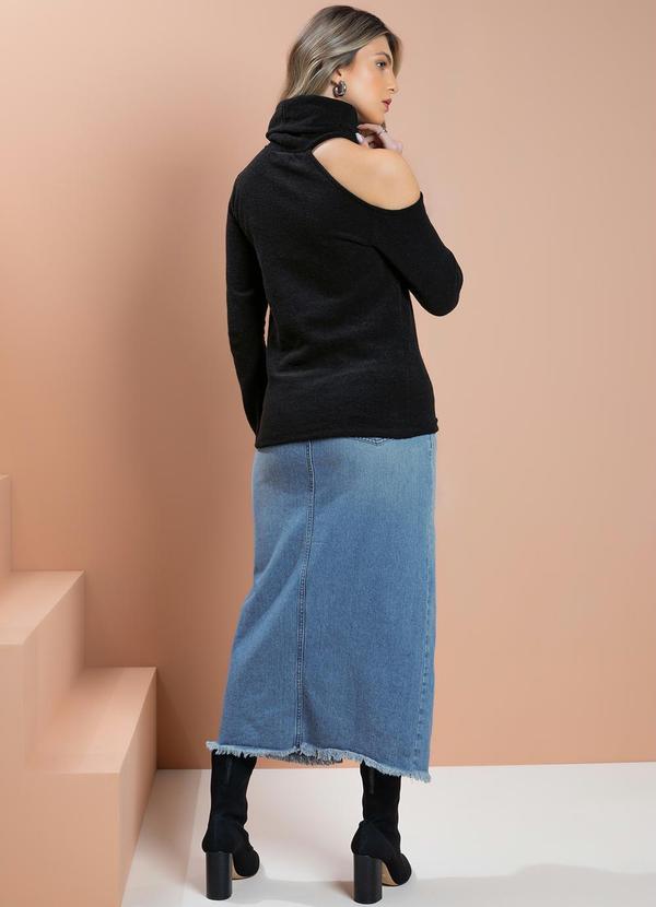 Quintess - Blusa com Gola Alta e Ombro Vazado Preta 4