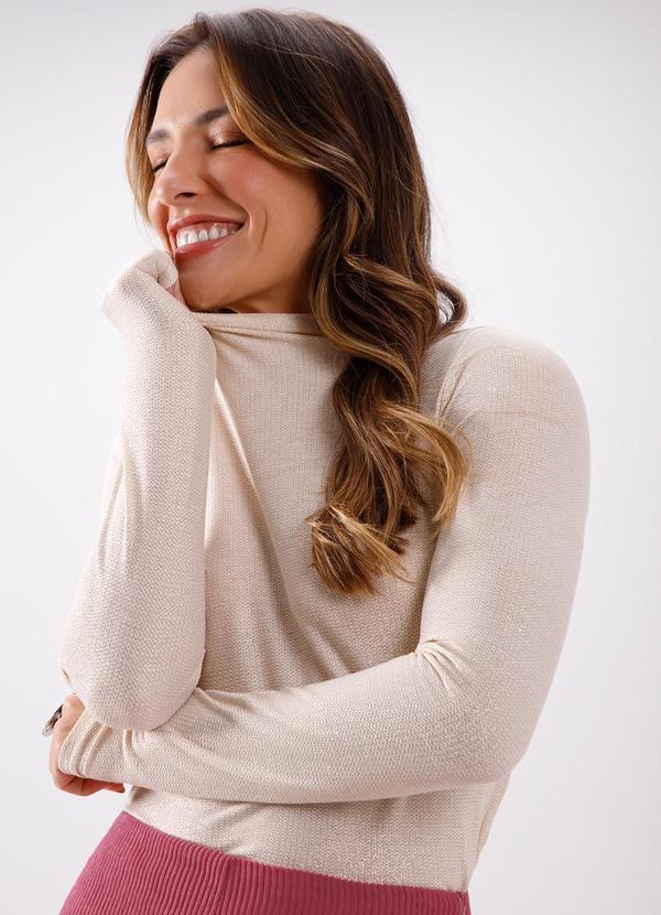 Lunender - Blusa com Gola Alta em Malha Bege