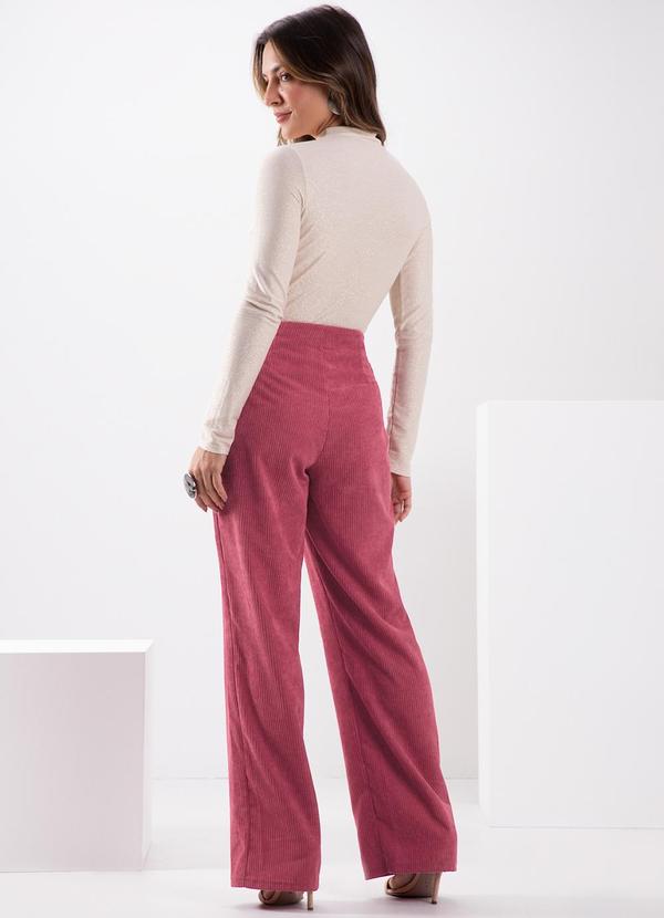 Lunender - Blusa com Gola Alta em Malha Bege 4