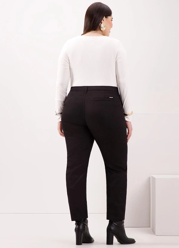 Lunender Mais Mulher - Blusa com Recorte e Gola Redonda Off White 4