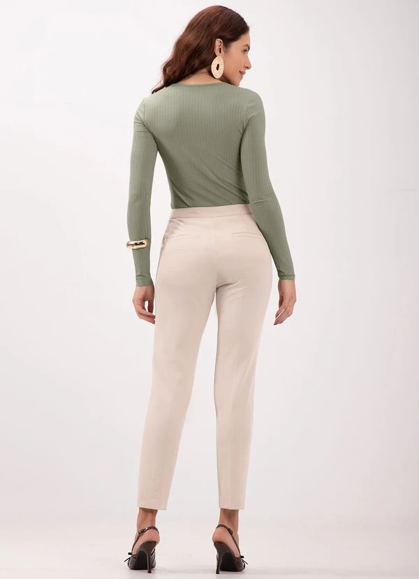 Lunender - Blusa de Malha Canelada e Decote em V Verde 4