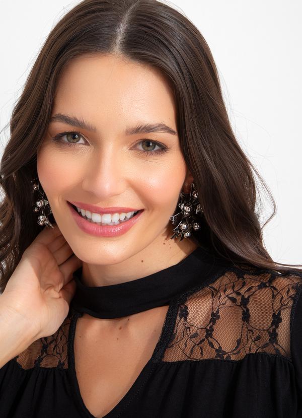 bonprix - Blusa Decote Redondo com Renda Preta 3