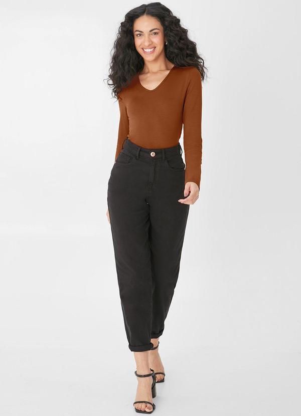 Malwee - Blusa Decote V em Viscose Feminino Marrom 2