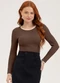 Cativa You - Blusa em Canelado  Off White - variação: Marrom Escuro