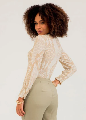 Cativa - Blusa em Crepe  Branco - CATIVA