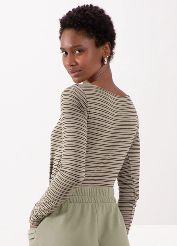 Lunender - Blusa em Malha Crepe Listrada Verde 2