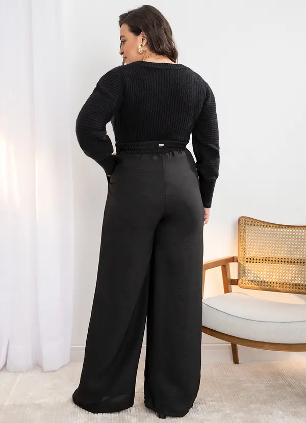 Quintess - Blusa em Tricô Preta com Punhos Largos 8