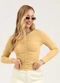 Cativa - Blusa em Viscose Amarelo Claro - variação: Amarelo