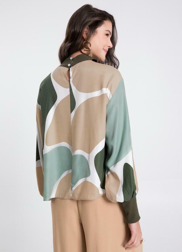 Lunender - Blusa em Viscose com Manga Bufante Verde 2