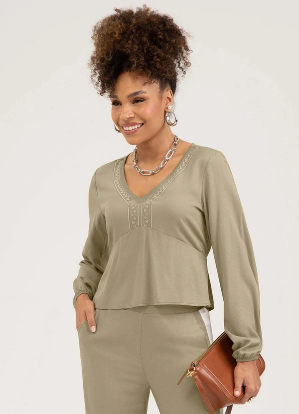 Cativa - Blusa em Viscose Marrom Claro