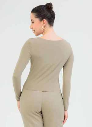 Cativa - Blusa em Viscose Marrom - CATIVA