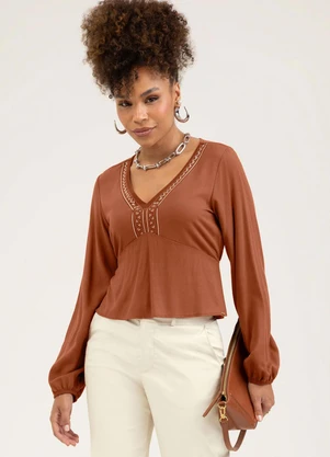 Cativa - Blusa em Viscose Marrom - CATIVA