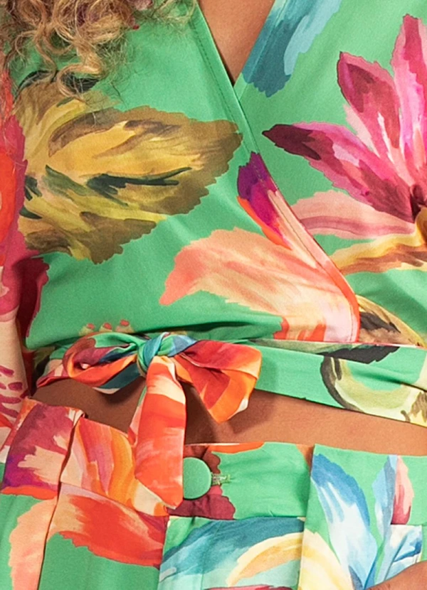 Farm - Blusa em Viscose Tropicarte Verde 6