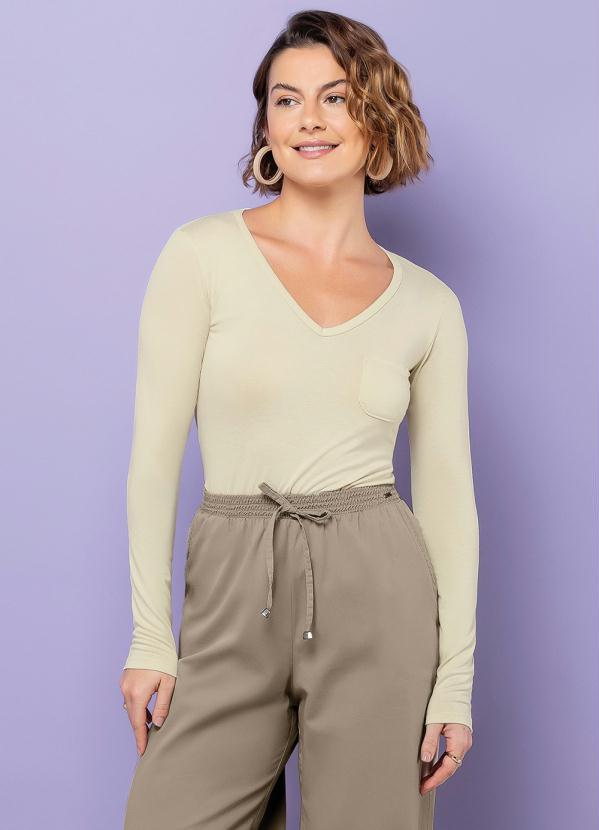 Marialícia - Blusa Feminina Adulto Bege