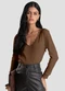 Dianna - Blusa Feminina Canelada com Rebites Bege - variação: Marrom