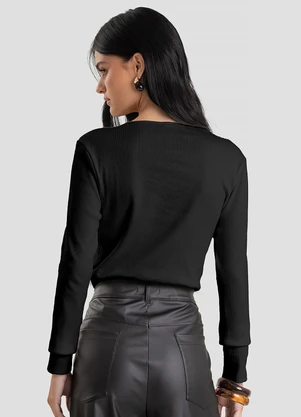 Dianna - Blusa Feminina Canelada com Rebites Preto - DIANNA