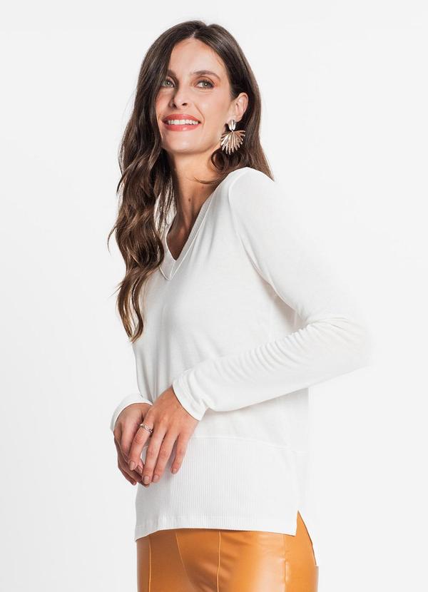 Rovitex - Blusa Feminina com Abertura Lateral Bege