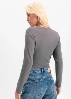 Essendi - Blusa Feminina em Malha Térmica Cinza - ESSENDI