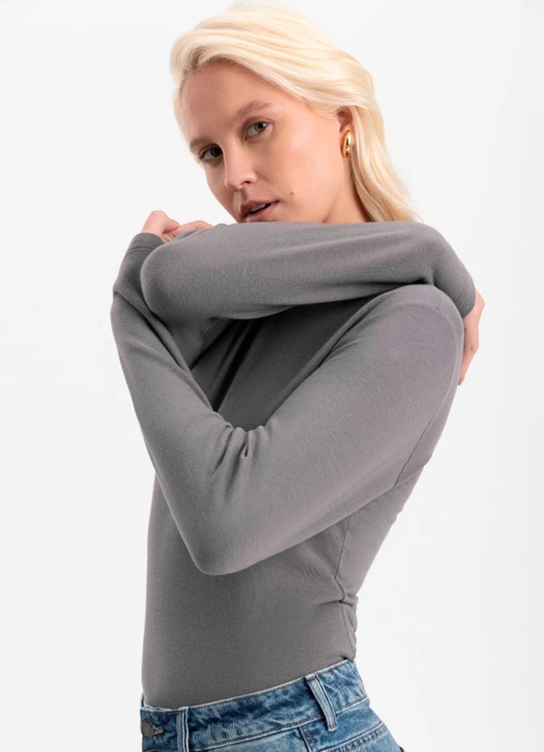 Essendi - Blusa Feminina em Malha Térmica Cinza 4