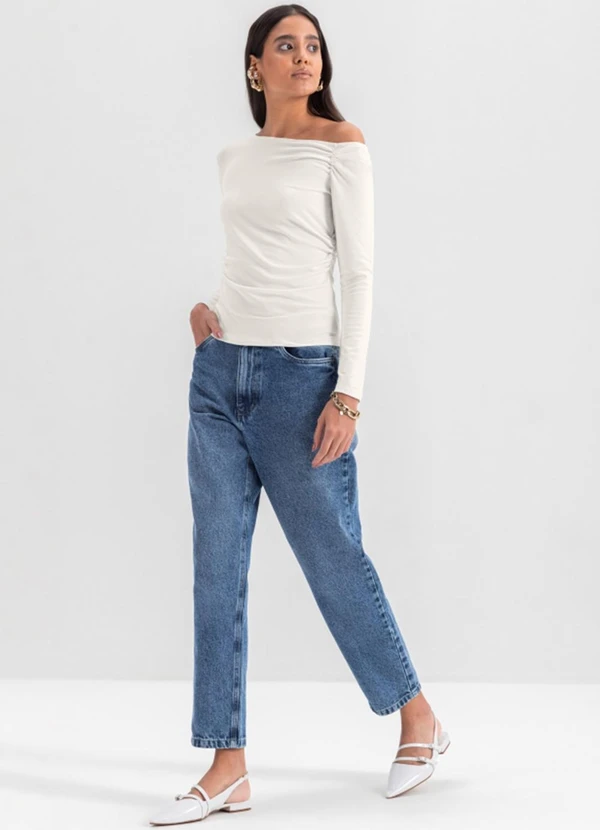 Essendi - Blusa Feminina em Viscose Bege 2