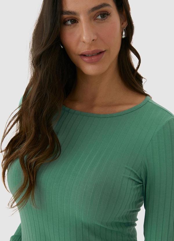 Malwee - Blusa Feminina em Viscose Canelada Verde 5