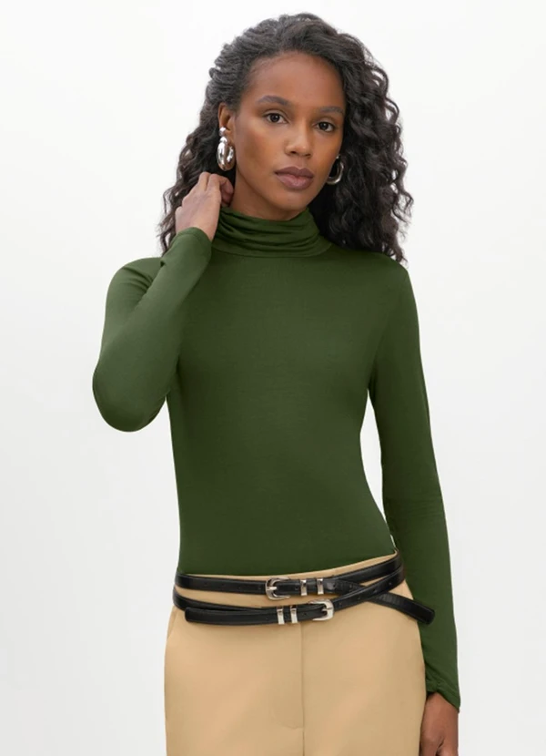 Essendi - Blusa Feminina em Viscose Gola Alta Verde