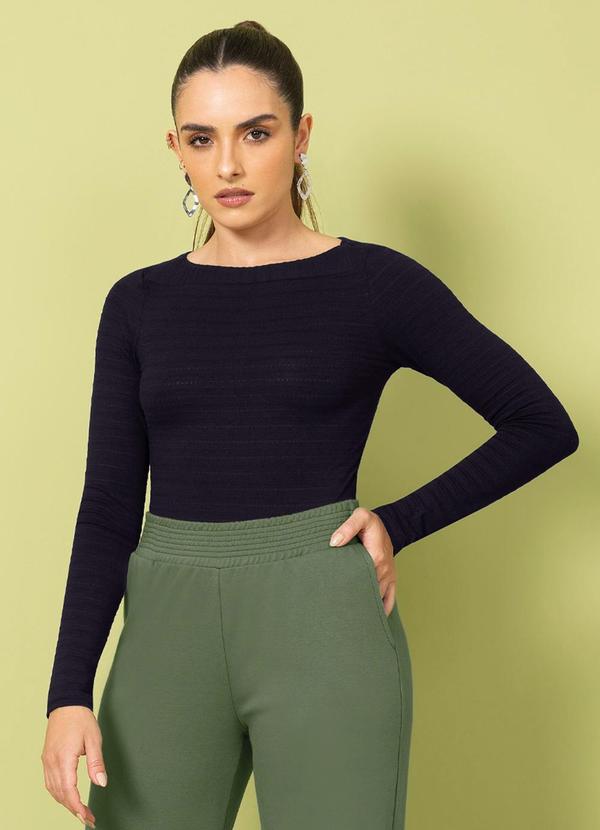 Cativa - Blusa Feminina Manga Longa em Visco Resort Preto 1