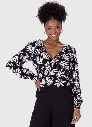 Malwee - Blusa Feminina Tropical Canelada Decote V Preto - MALWEE