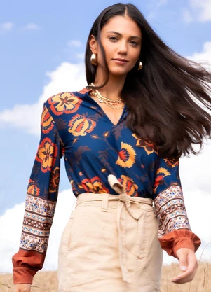 Quintess - Blusa Floral Boho em Malha Fria - QUINTESS
