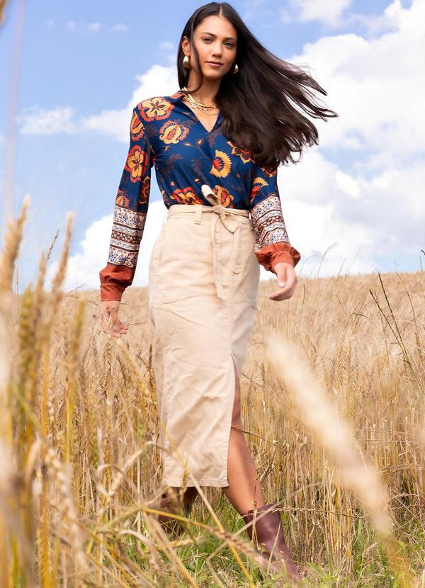 Quintess - Blusa Floral Boho em Malha Fria 2