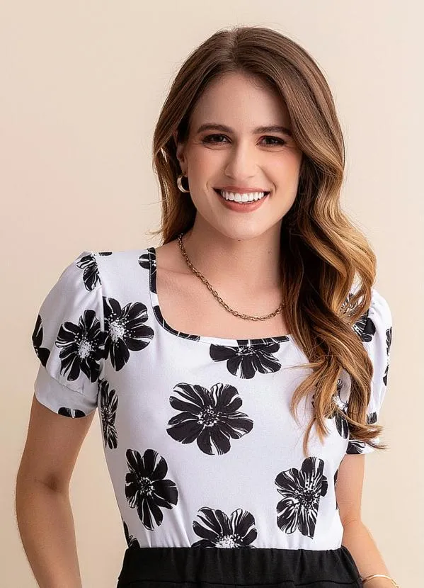 Rosalie - Blusa Floral Branco em Malha Crepe