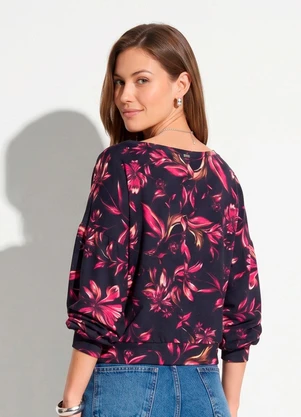 Quintess - Blusa Floral Dark com Mangas Bufantes - QUINTESS