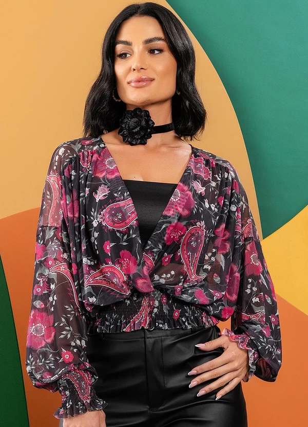 Quintess - Blusa Floral Folk em Tule