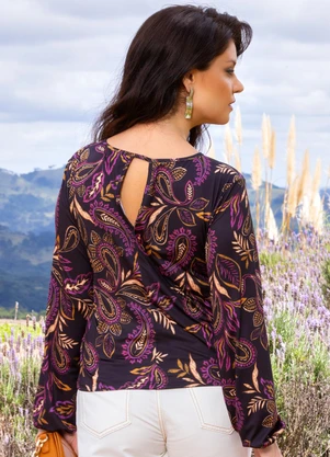 Quintess - Blusa Floral Paisley em Malha com Elastano - QUINTESS