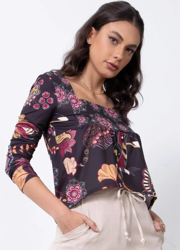 Quintess - Blusa Folk Dark com Recorte no Busto