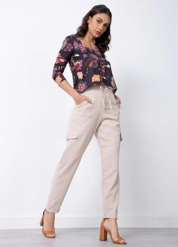 Quintess - Blusa Folk Dark com Recorte no Busto 3